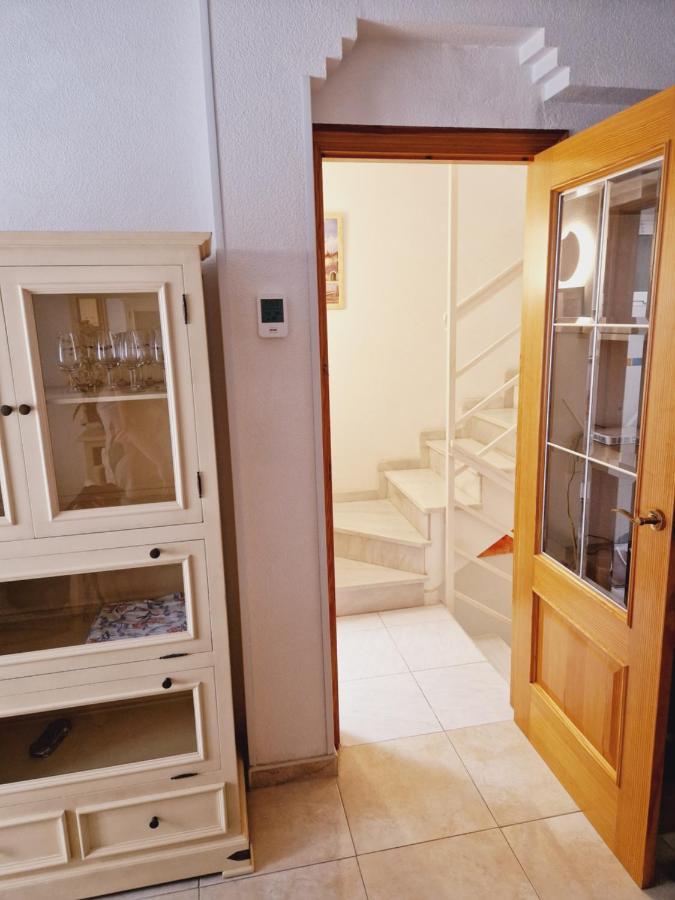Magnifico Chalet Adosado En Torrevieja, Alicante. Exterior photo